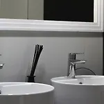 The Living Dream - Jacuzzi, 150mp Apartament *