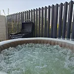 Apartament The Living Dream - Jacuzzi, 150mp