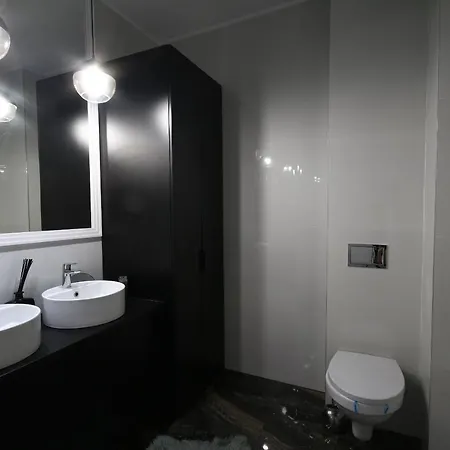 The Living Dream - Jacuzzi, 150mp Apartman