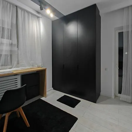 The Living Dream - Jacuzzi, 150mp Kolozsvár