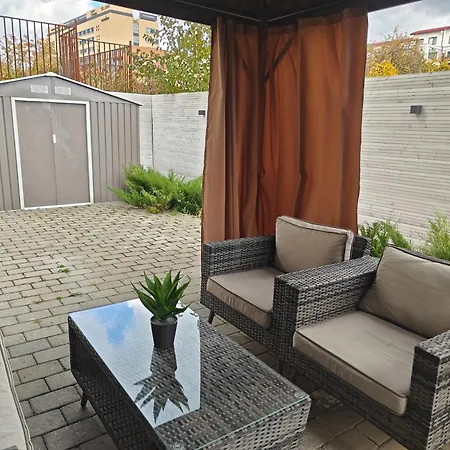 The Living Dream - Jacuzzi, 150mp Apartman Kolozsvár