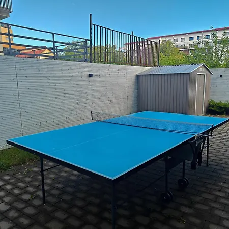 The Living Dream - Jacuzzi, 150mp