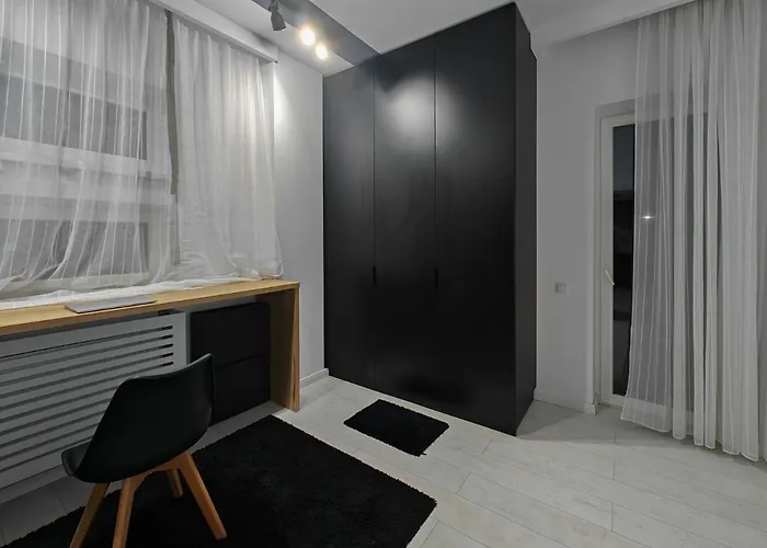 The Living Dream - Jacuzzi, 150mp Kolozsvár