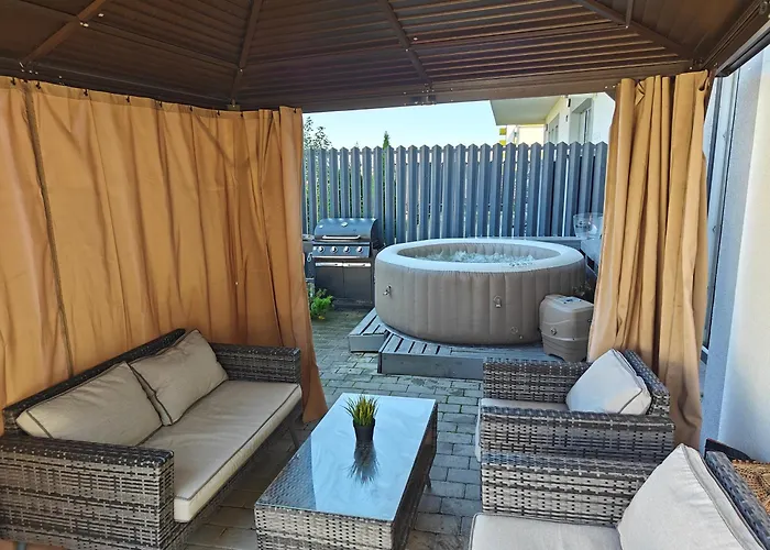 The Living Dream - Jacuzzi, 150mp Apartman Kolozsvár