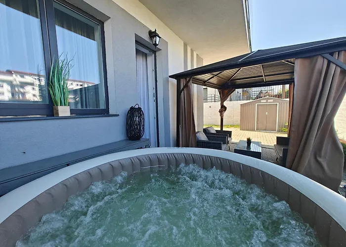 The Living Dream - Jacuzzi, 150mp Apartman *